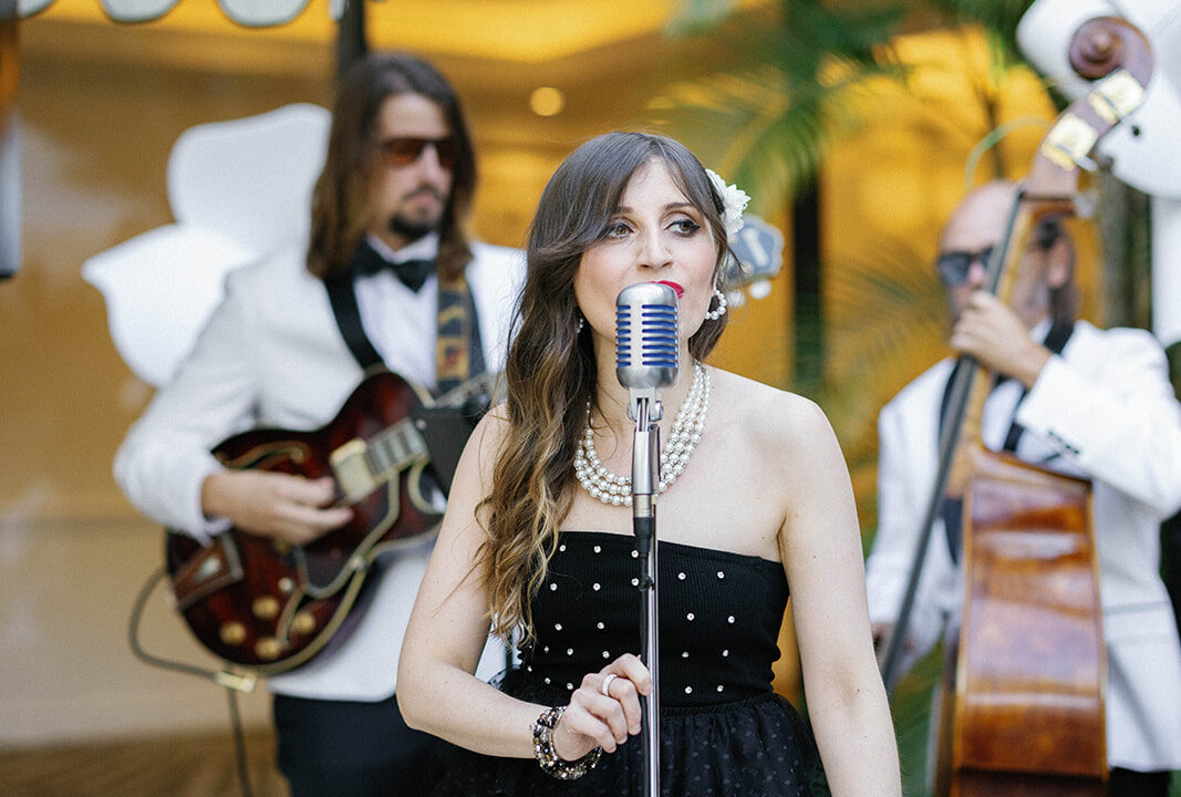 Cocktail reception band with female singer | Hamptons Long Island NYC